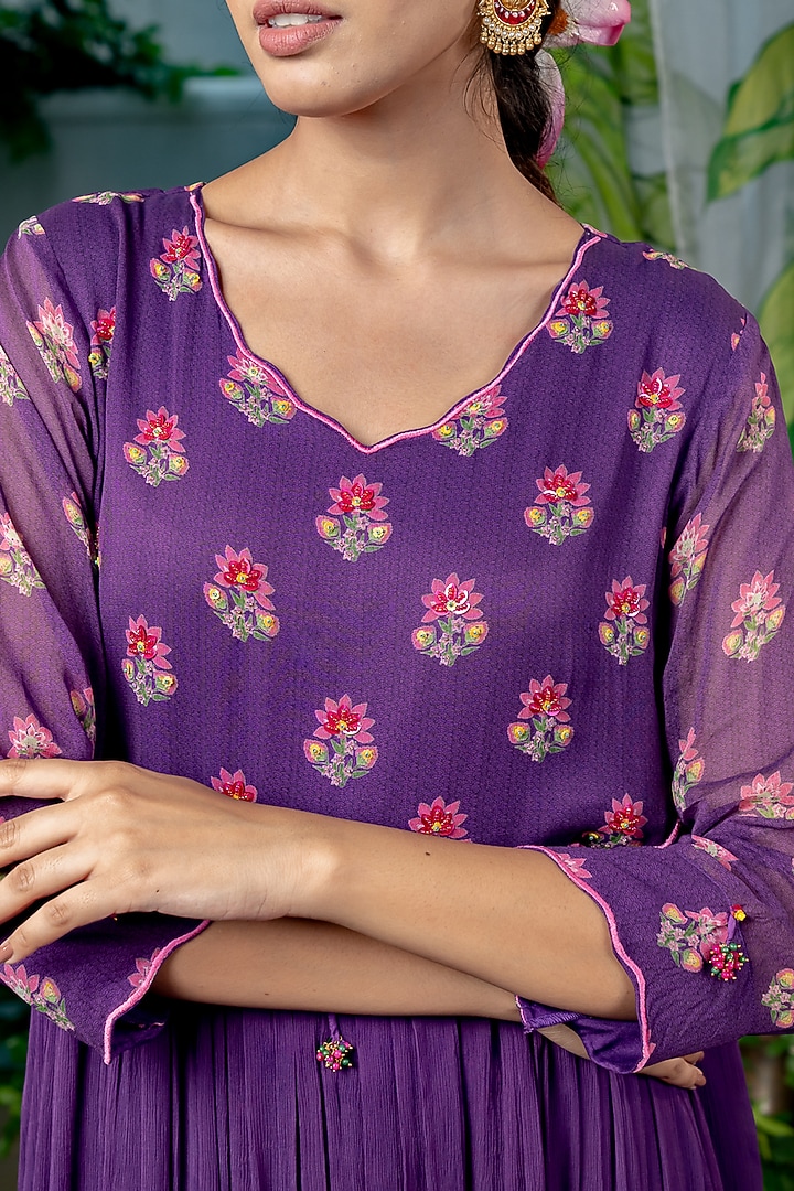 Purple Georgette Boota Printed Kurta Set by Baise Gaba at Pernia's Pop Up Shop