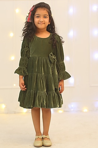 English Green Velvet Dress For Girls by Bagichi