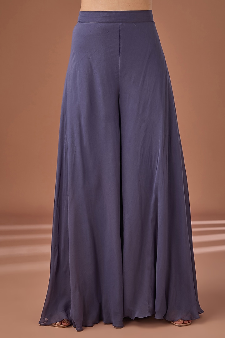 Blue Bemberg Silk Thread Embroidered High-Low Kurta Set by Baidehi at Pernia's Pop Up Shop