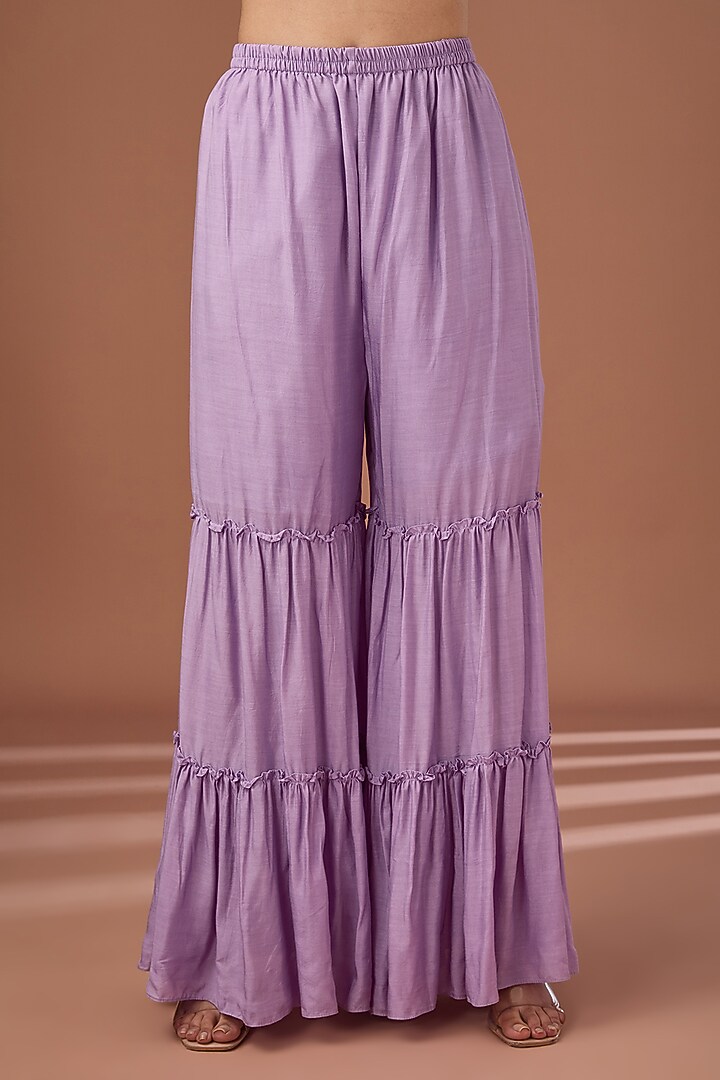 Purple Bamberg Silk Pearl & Dabka Embroidered Straight Kurta Set by Baidehi at Pernia's Pop Up Shop
