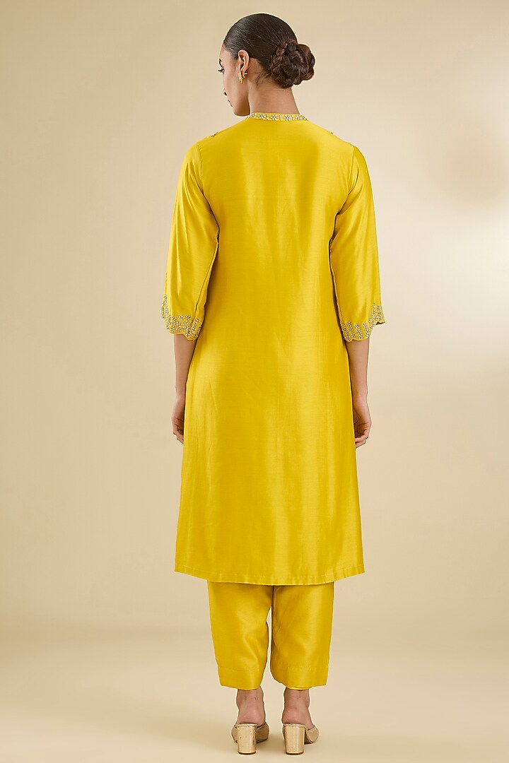 Mustard Chanderi Silk Pearl & Dabka Embroidered Kurta Set by Baidehi at Pernia's Pop Up Shop