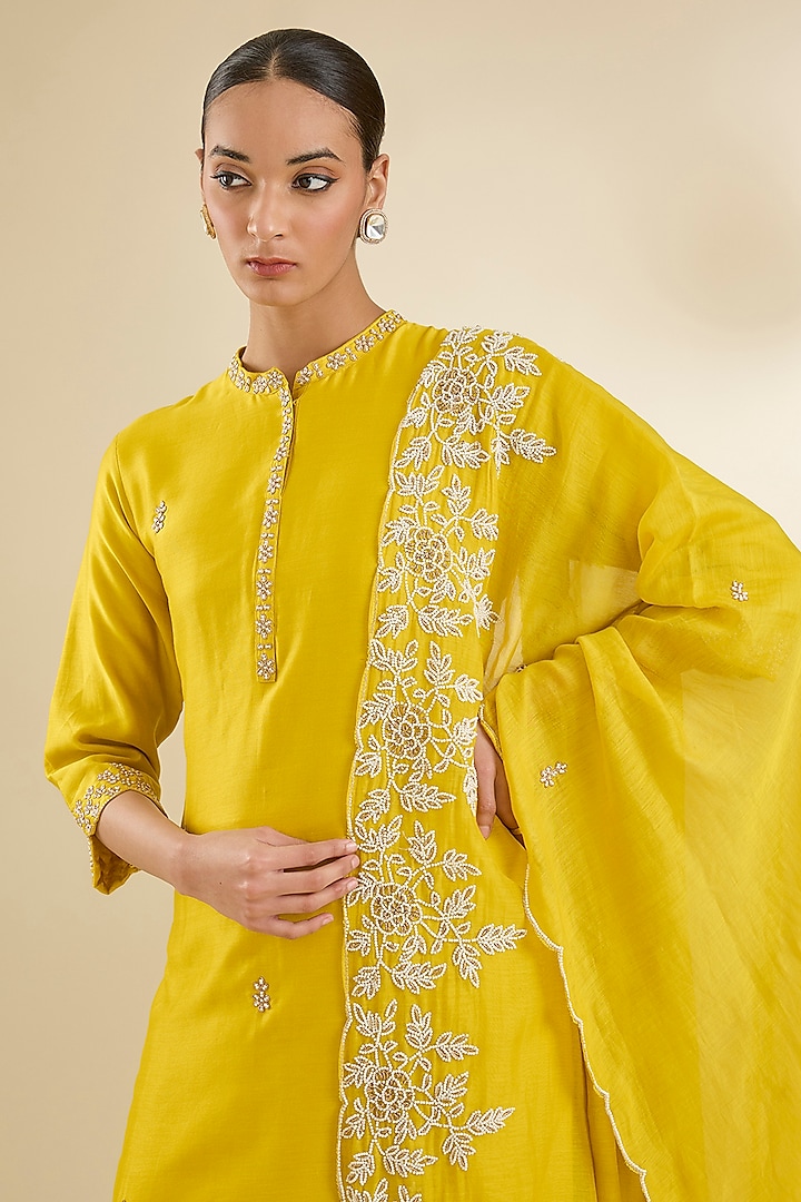 Mustard Chanderi Silk Pearl & Dabka Embroidered Kurta Set by Baidehi at Pernia's Pop Up Shop