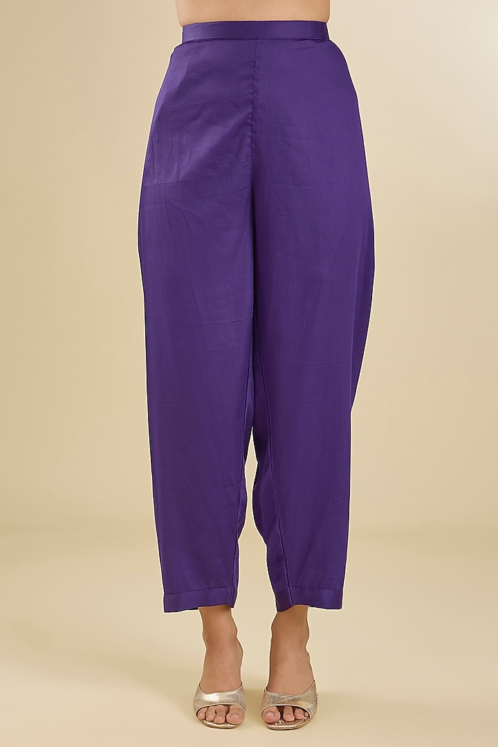 Purple Chanderi Silk Pearl & Zari Embroidered Kurta Set by Baidehi at Pernia's Pop Up Shop
