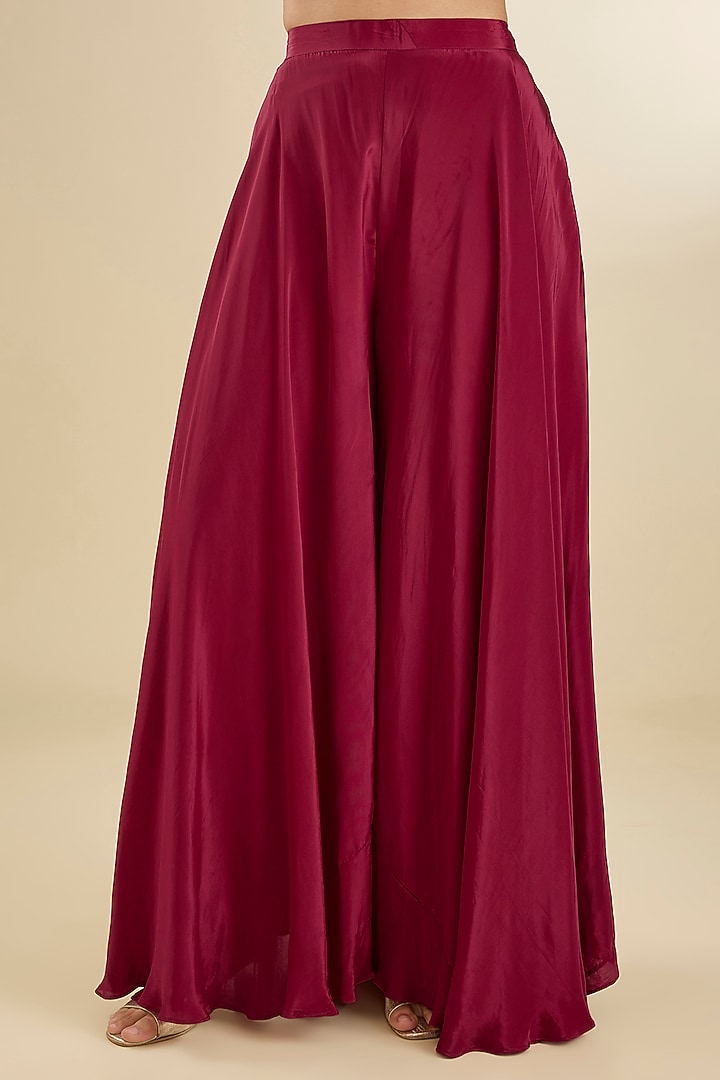 Maroon Chanderi Silk Pearl & Zari Embroidered Kurta Set by Baidehi at Pernia's Pop Up Shop