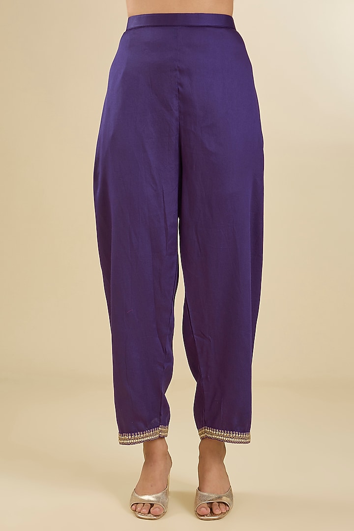 Purple Chanderi Silk Pearl & Zari Embroidered Kurta Set by Baidehi at Pernia's Pop Up Shop