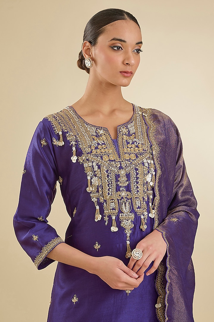 Purple Chanderi Silk Pearl & Zari Embroidered Kurta Set by Baidehi at Pernia's Pop Up Shop
