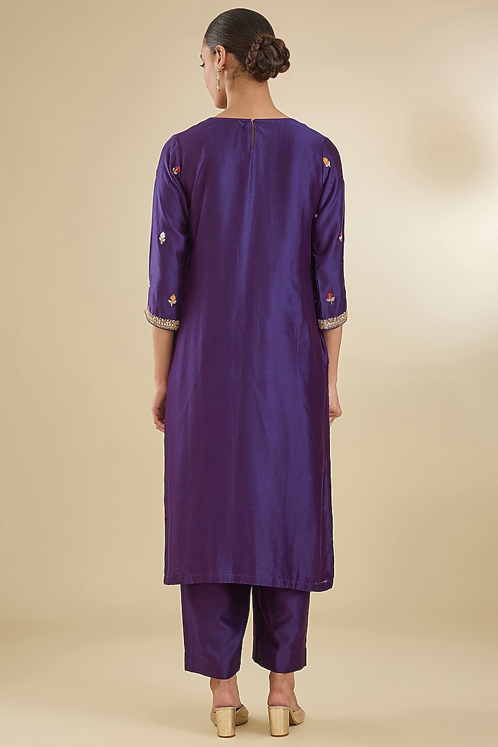 Purple Chanderi Silk Dabka & Sequins Embroidered Kurta Set by Baidehi at Pernia's Pop Up Shop