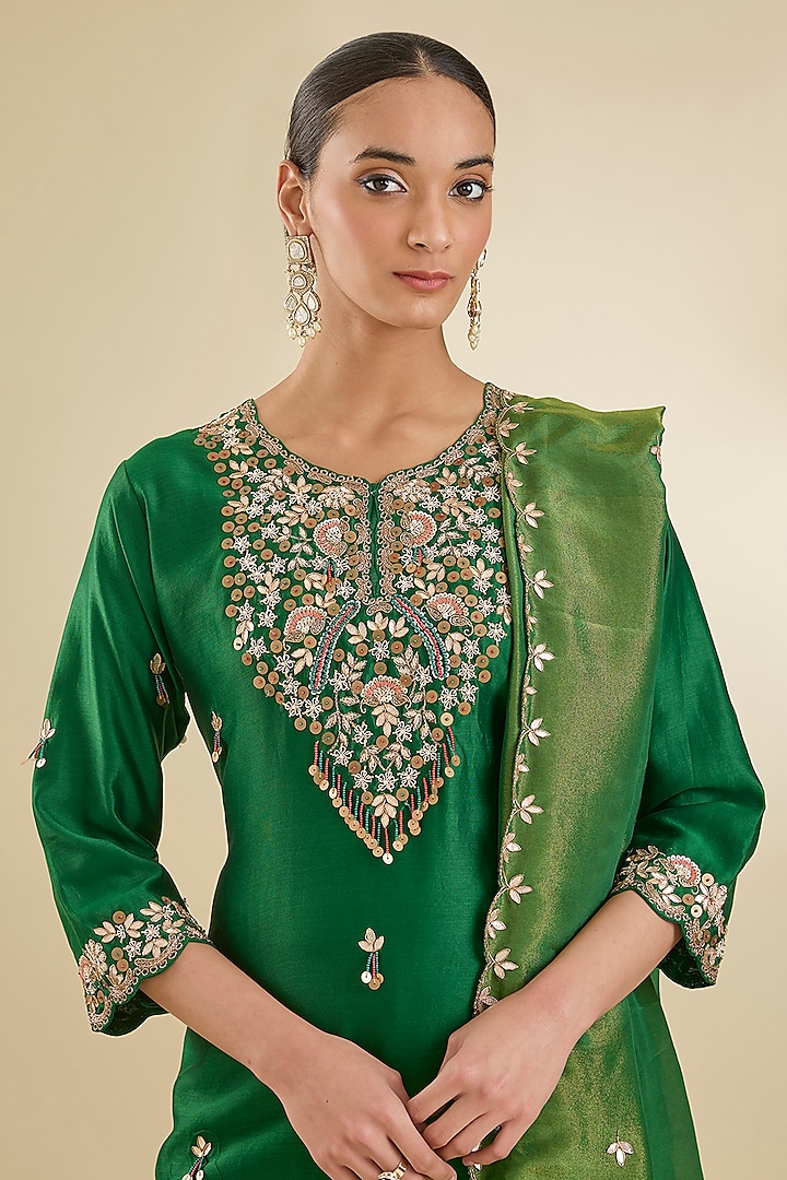 Mehendi Green Chanderi Silk Sequins & Dabka Embroidered Kurta Set by Baidehi at Pernia's Pop Up Shop