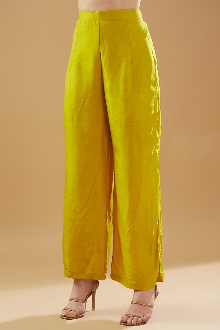 Mustard Dupion Silk Embroidered Kurta Set by Baidehi at Pernia's Pop Up Shop