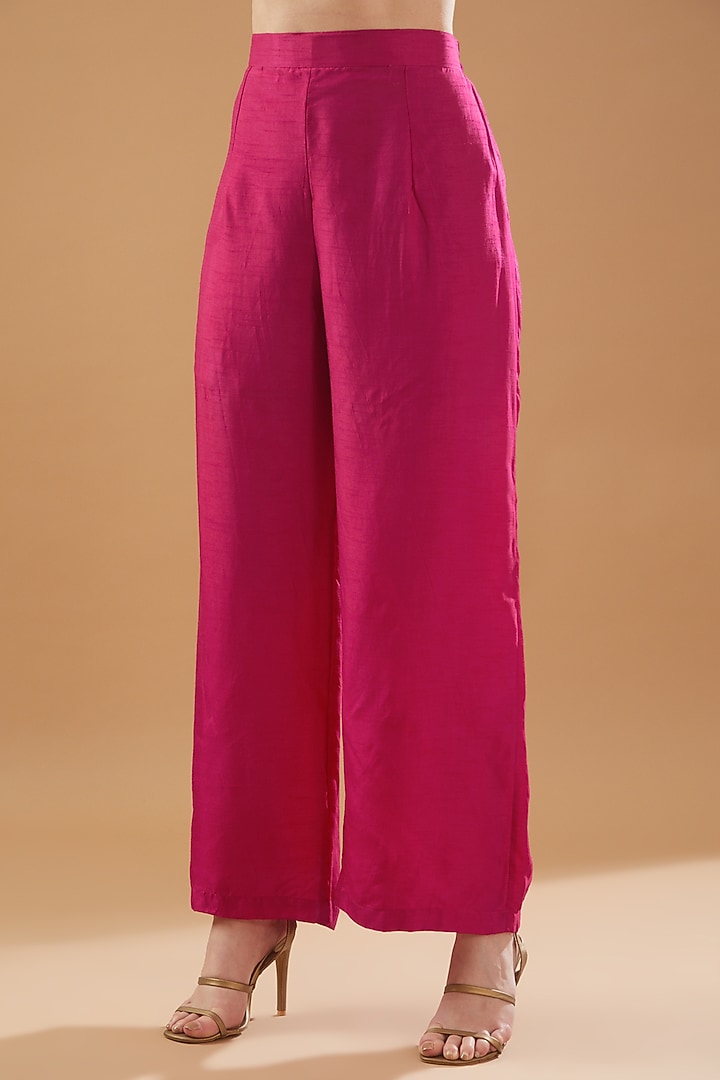 Red Dupion Silk Embroidered Kurta Set by Baidehi at Pernia's Pop Up Shop