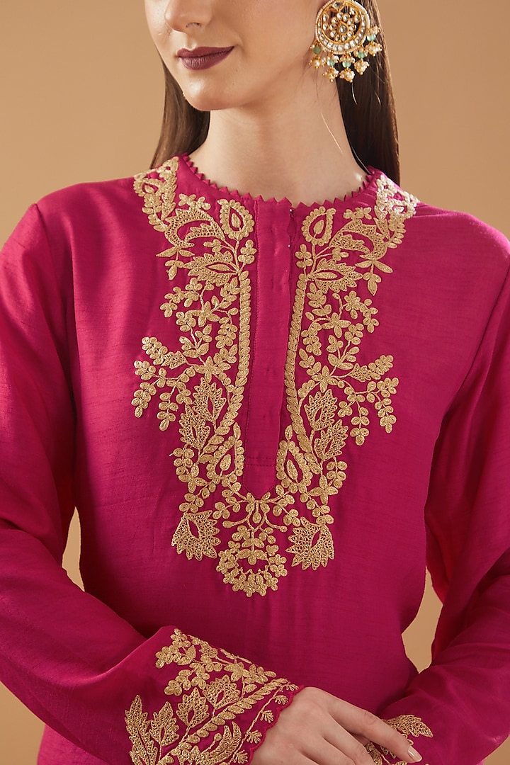 Red Dupion Silk Embroidered Kurta Set by Baidehi at Pernia's Pop Up Shop
