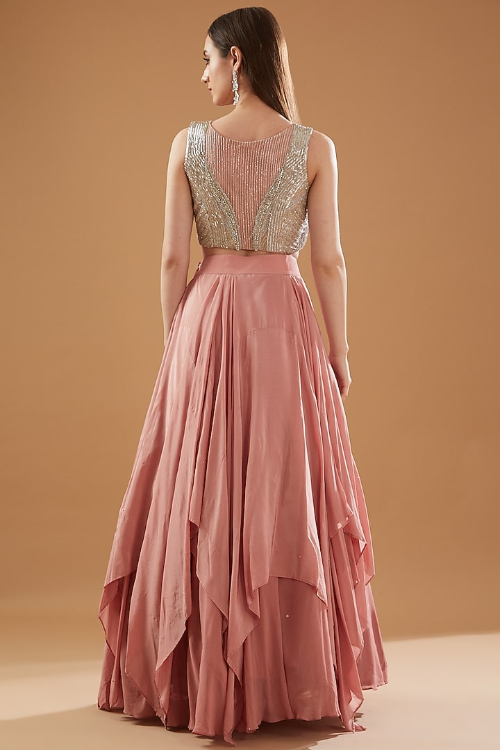 Onion Pink Crepe Wedding Lehenga Set by Baidehi at Pernia's Pop Up Shop