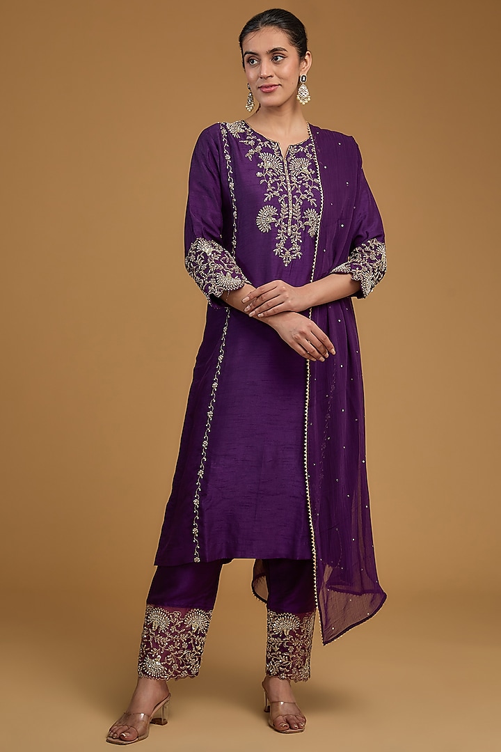 Purple Bemberg Silk Sequins Embroidered Kurta Set by Baidehi