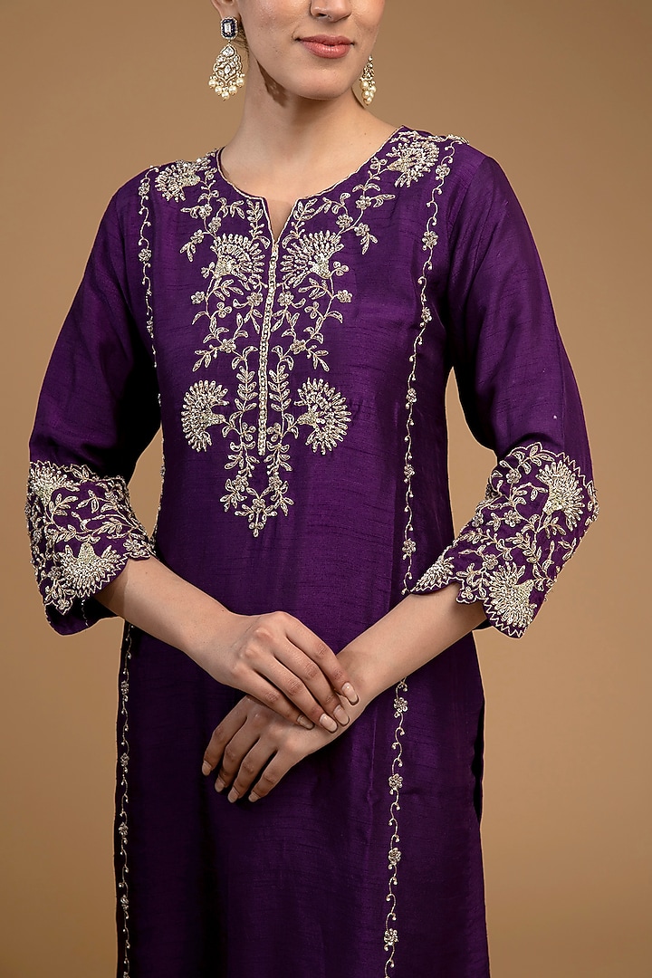 Purple Bemberg Silk Sequins Embroidered Kurta Set by Baidehi at Pernia's Pop Up Shop