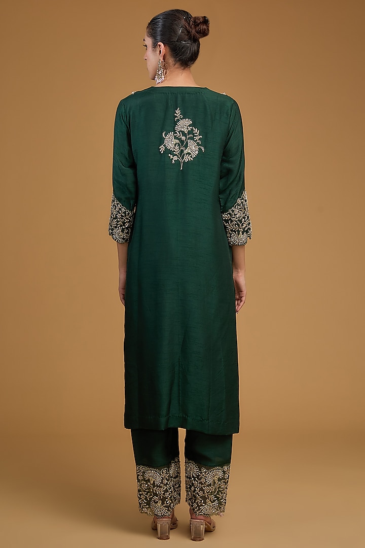 Bottle Green Bemberg Silk Sequins Embroidered Kurta Set by Baidehi at Pernia's Pop Up Shop