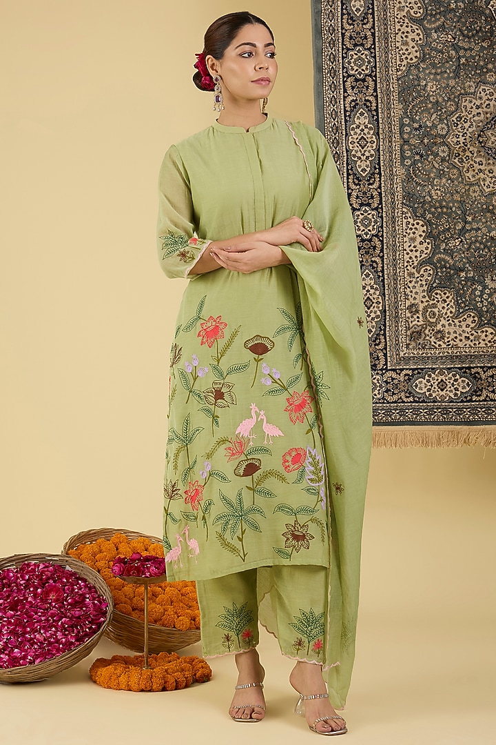 Sage Green Mal Chanderi Floral Embroidered Kurta Set by Baidehi at Pernia's Pop Up Shop