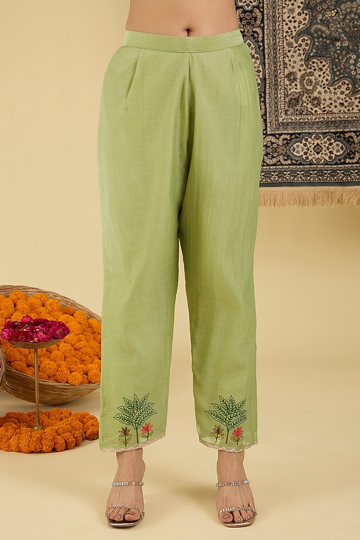 Sage Green Mal Chanderi Floral Embroidered Kurta Set by Baidehi at Pernia's Pop Up Shop