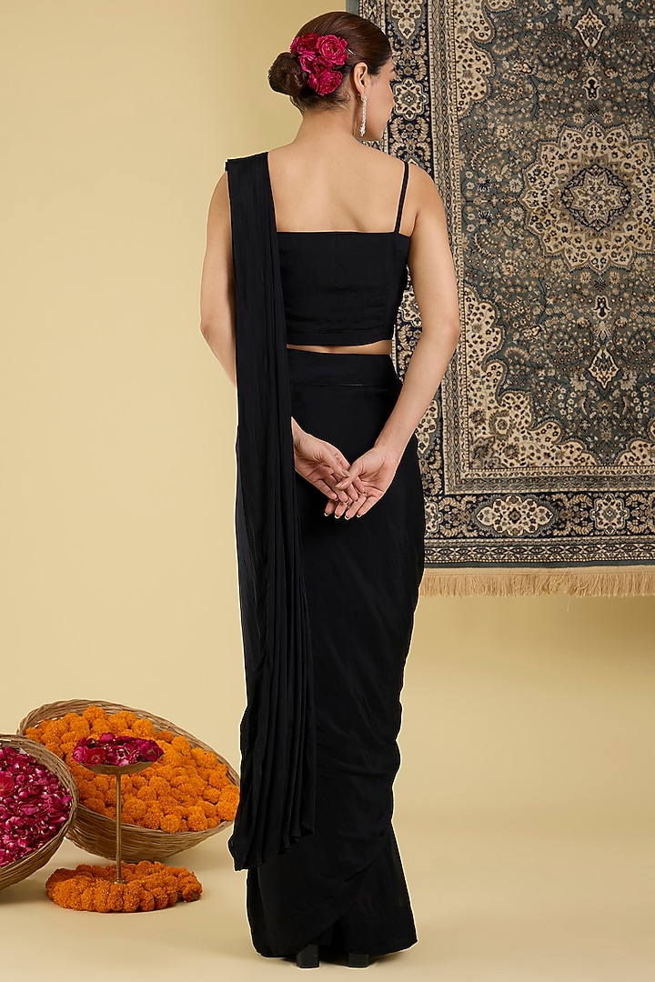 Black Chinon Georgette Draped Party Wear Saree Set by Baidehi at Pernia's Pop Up Shop