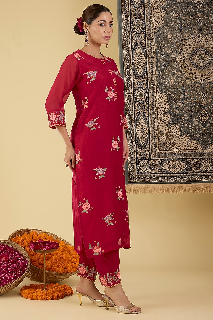 Ruby Red Mal Chanderi Floral Embroidered Kurta Set by Baidehi at Pernia's Pop Up Shop