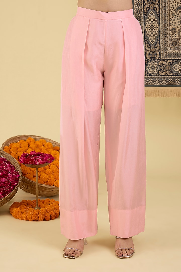 Blush Pink Bemberg Silk Embroidered Kurta Set by Baidehi at Pernia's Pop Up Shop