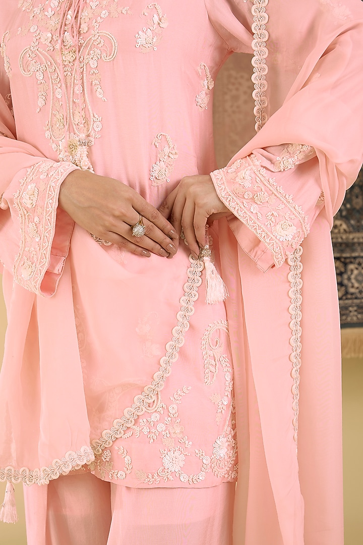Blush Pink Bemberg Silk Embroidered Kurta Set by Baidehi at Pernia's Pop Up Shop