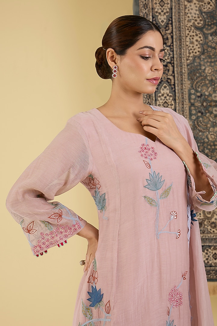 Soft Lilac Mal Chanderi Floral Embroidered Kurta Set by Baidehi at Pernia's Pop Up Shop