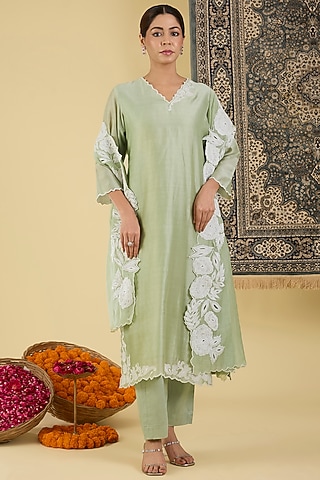 Pastel Green Pure Chanderi Applique Embroidered Kurta Set by Baidehi