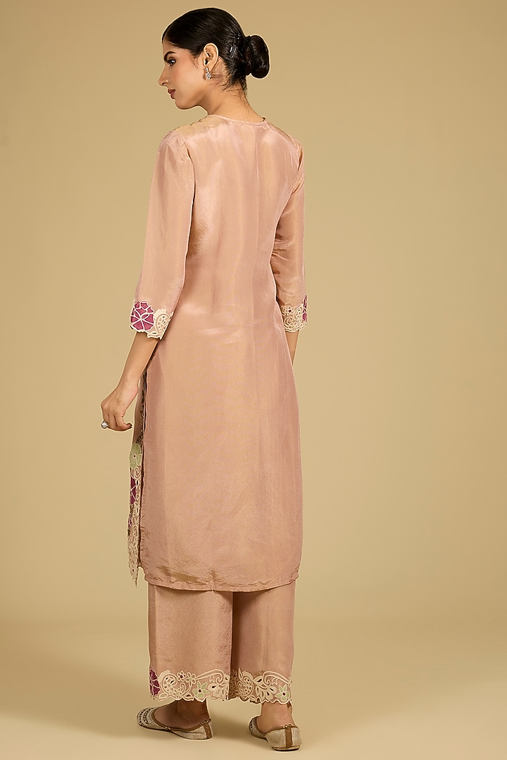 Dusty Rose Pink Shimmer Thread Work Kurta Set by Baidehi at Pernia's Pop Up Shop