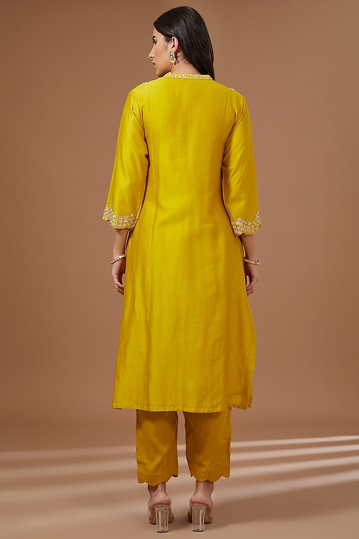 Mustard Bemberg Silk Dabka Embroidered Kurta Set by Baidehi at Pernia's Pop Up Shop