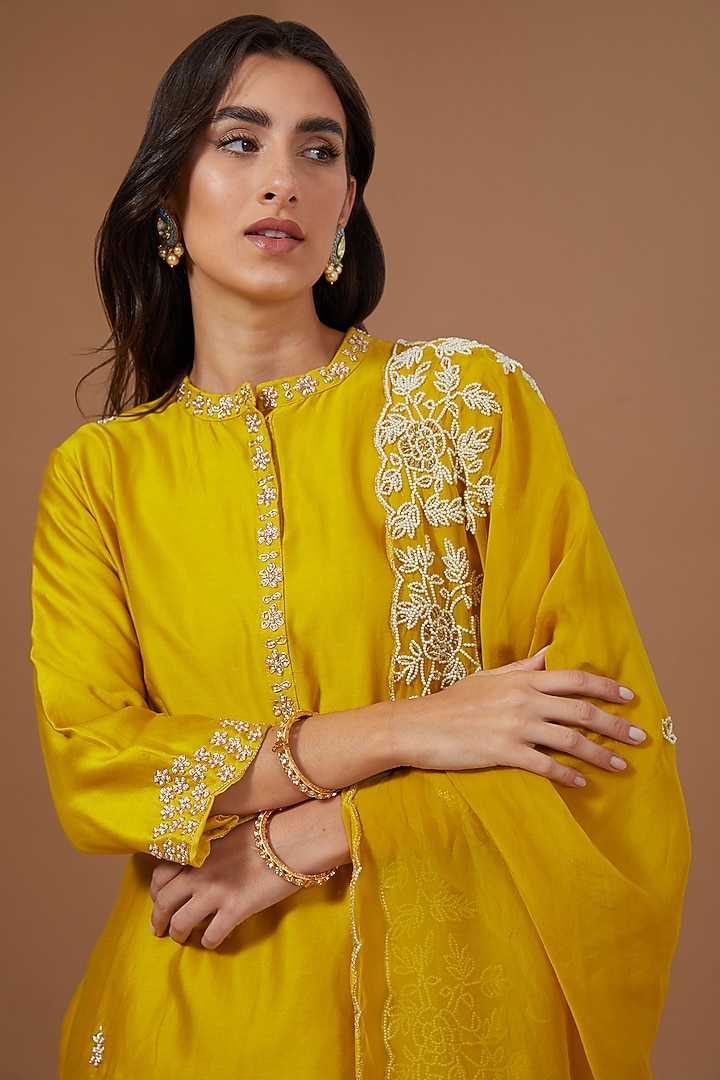 Mustard Bemberg Silk Dabka Embroidered Kurta Set by Baidehi at Pernia's Pop Up Shop