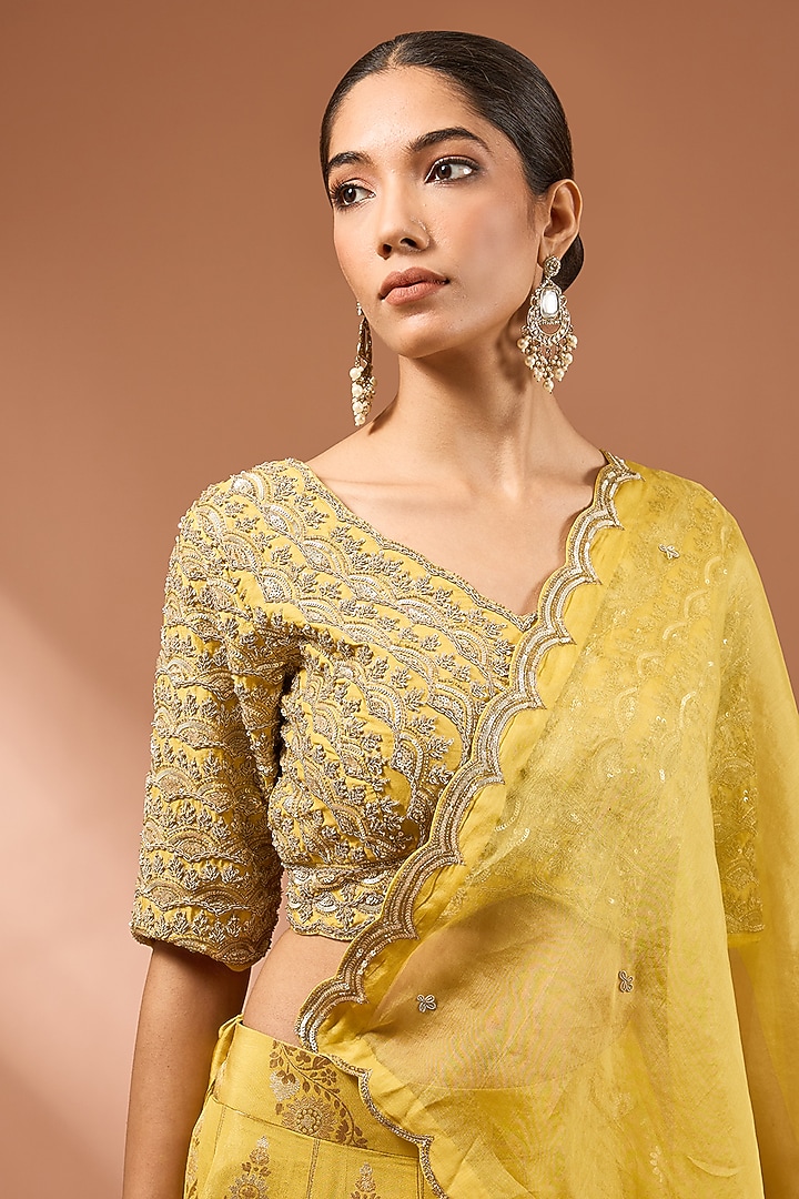 Yellow Banarasi Silk Zardosi Embellished Wedding Lehenga Set by Baidehi at Pernia's Pop Up Shop