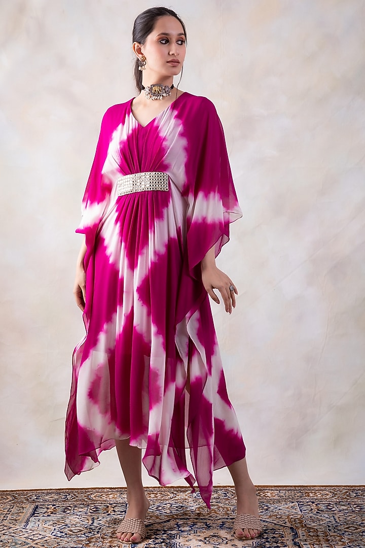 Pink & White Tie-Dye Kaftan by Baidehi at Pernia's Pop Up Shop