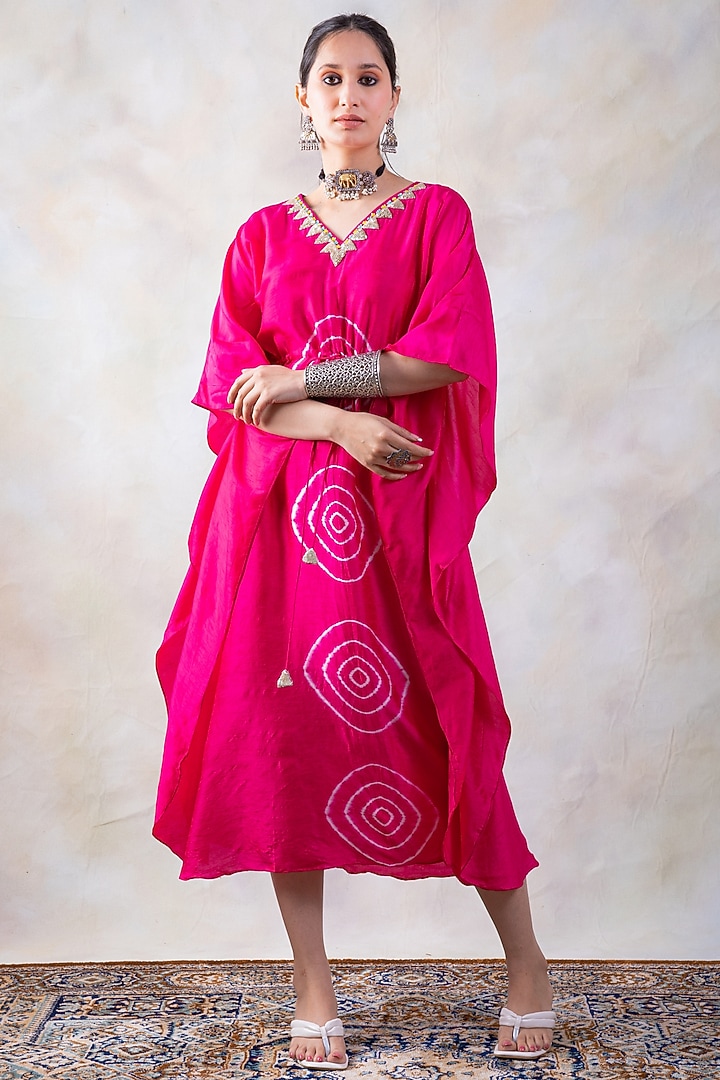 Pink Embroidered Kaftan Set by Baidehi at Pernia's Pop Up Shop