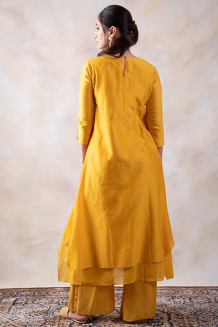 Yellow Embroidered Tunic by Baidehi at Pernia's Pop Up Shop