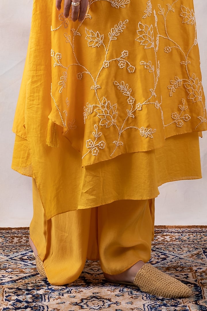 Yellow Embroidered Tunic by Baidehi at Pernia's Pop Up Shop