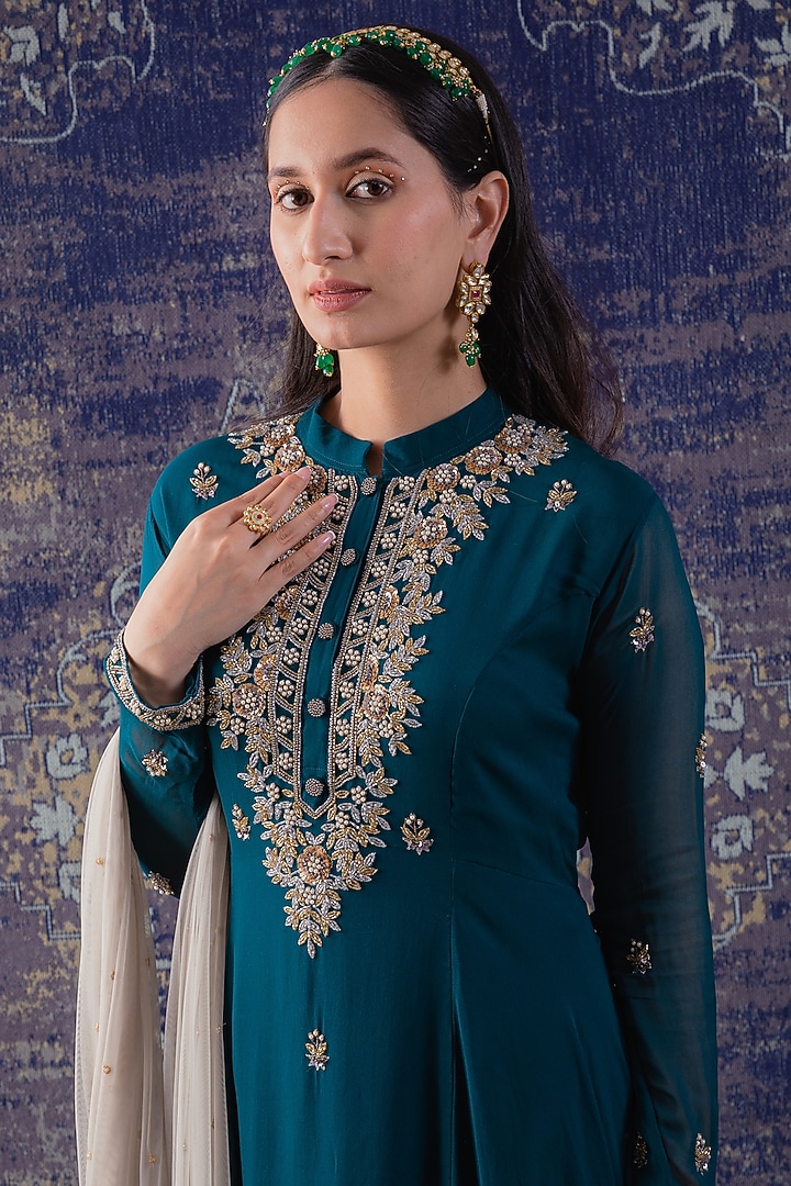 Green Embroidered Anarkali With Dupatta by Baidehi at Pernia's Pop Up Shop