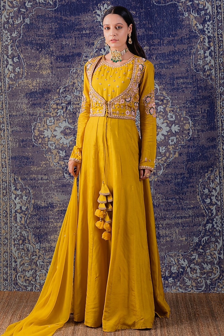 Mustard yellow anarkali suit with contrast dupatta - G3-WSS39178