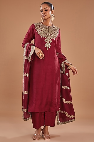 Maroon Bemberg Silk Dabka Embroidered Kurta Set by Baidehi
