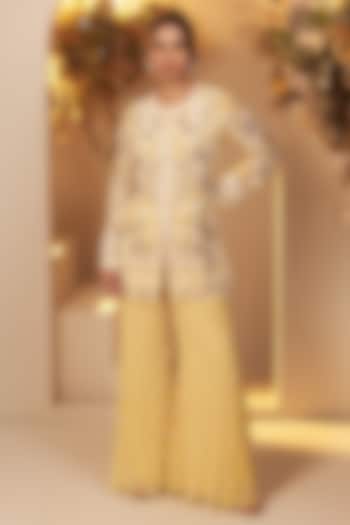 Pastel Yellow Georgette Sequins Embroidered Kurta Set by Baidehi at Pernia's Pop Up Shop