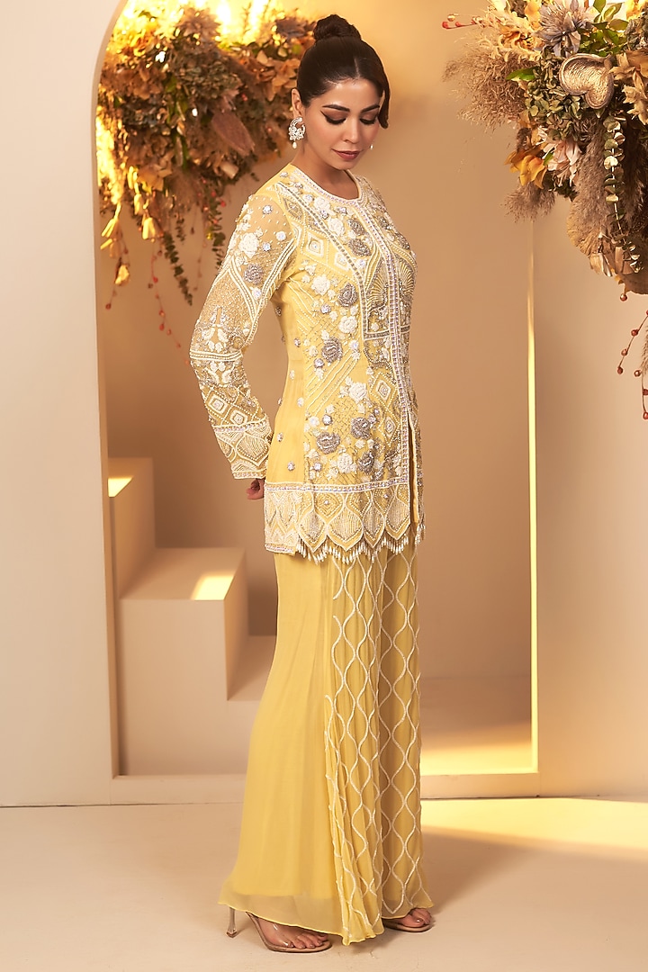 Pastel Yellow Georgette Sequins Embroidered Kurta Set by Baidehi at Pernia's Pop Up Shop