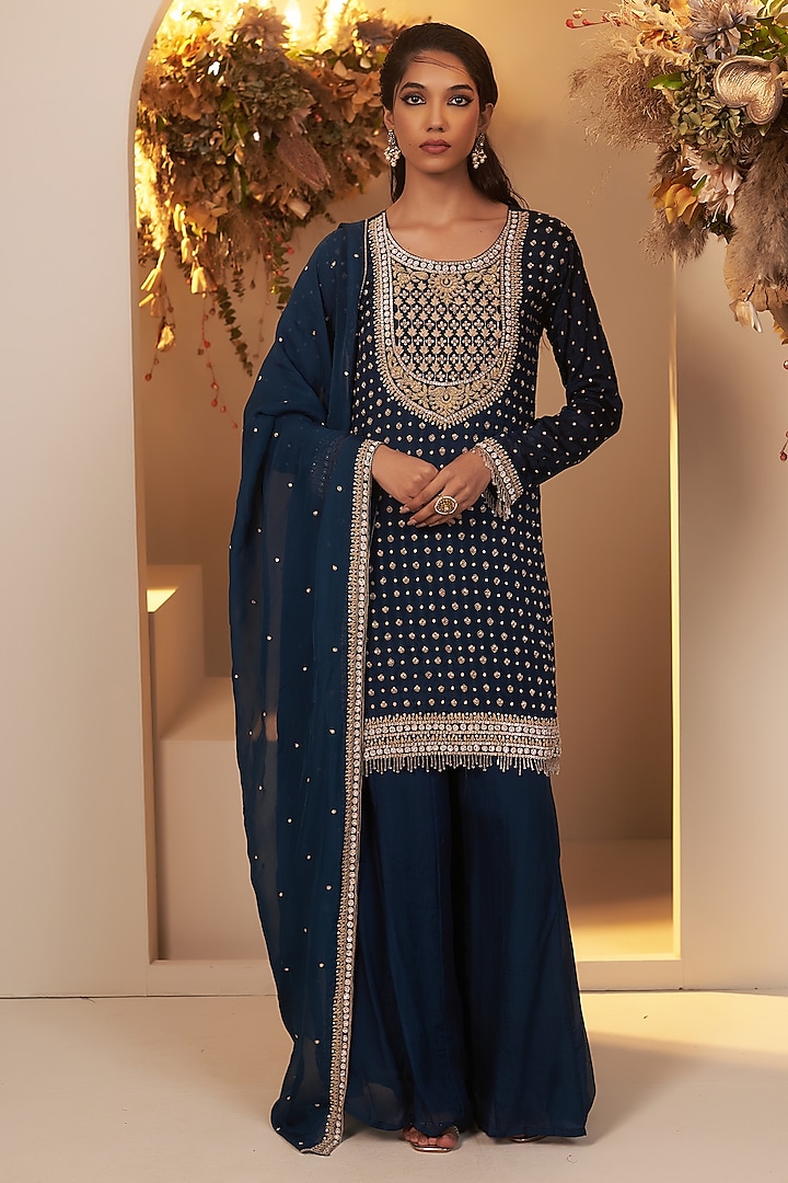 English Blue Chinon Georgette Thread Embroidered Kurta Set by Baidehi at Pernia's Pop Up Shop