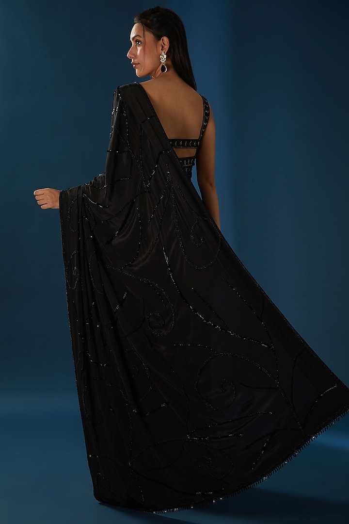 Black Pure Crepe Draped Wedding Saree Set by Baidehi at Pernia's Pop Up Shop