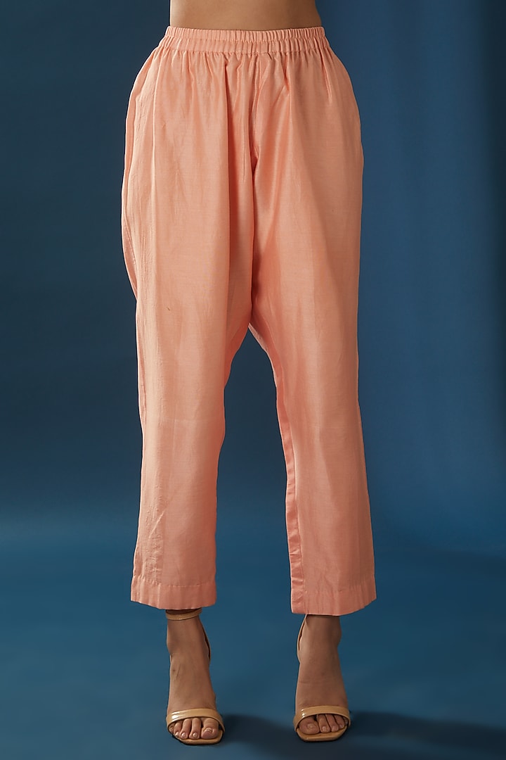 Peach Hand Embroidered Kurta Set by Baidehi at Pernia's Pop Up Shop