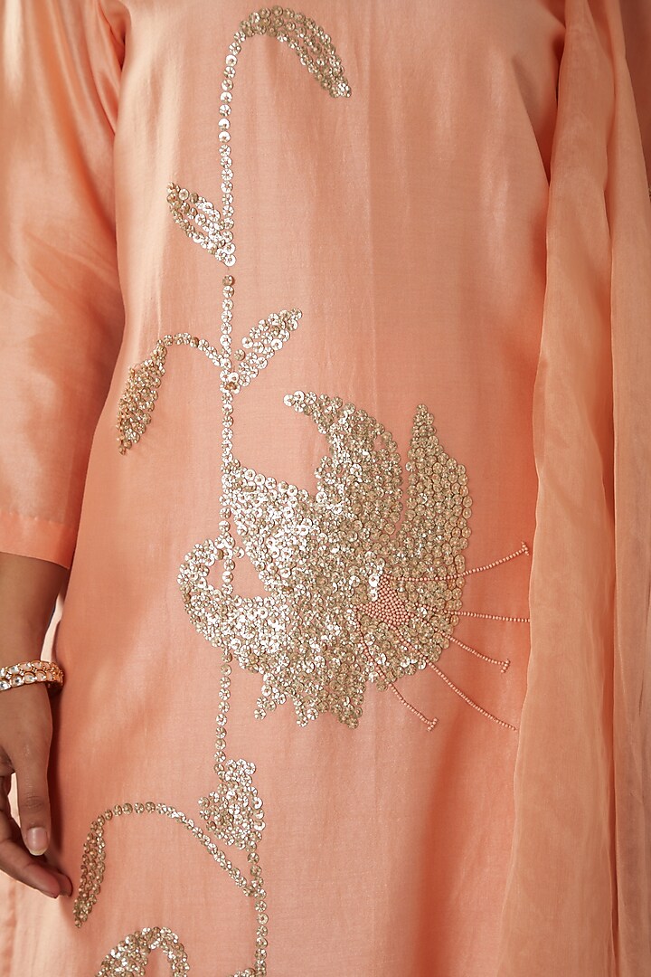 Peach Hand Embroidered Kurta Set by Baidehi at Pernia's Pop Up Shop