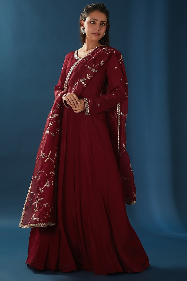Red Embroidered Anarkali Set by Baidehi
