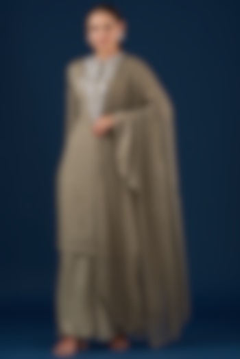 Grey Embroidered Kurta Set by Baidehi at Pernia's Pop Up Shop