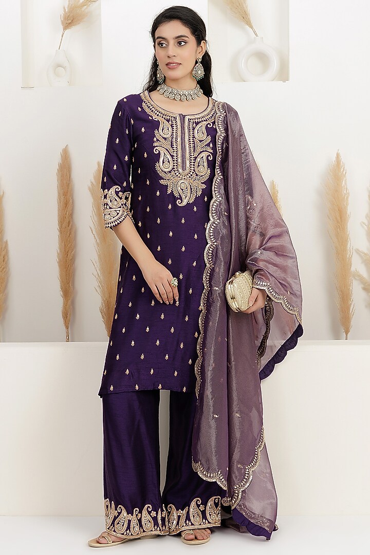Russian Purple Bemberg Silk Sequins Embroidered Kurta Set by Baidehi at Pernia's Pop Up Shop