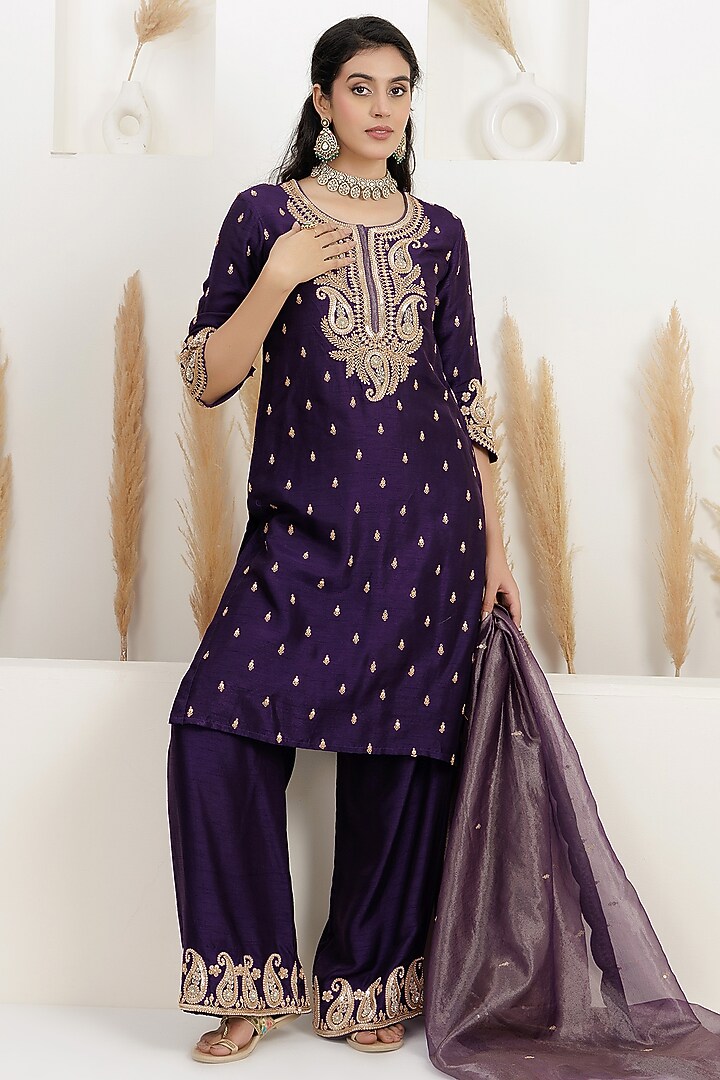 Russian Purple Bemberg Silk Sequins Embroidered Kurta Set by Baidehi at Pernia's Pop Up Shop