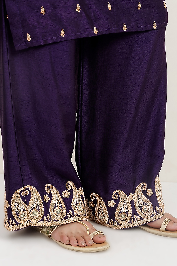 Russian Purple Bemberg Silk Sequins Embroidered Kurta Set by Baidehi at Pernia's Pop Up Shop