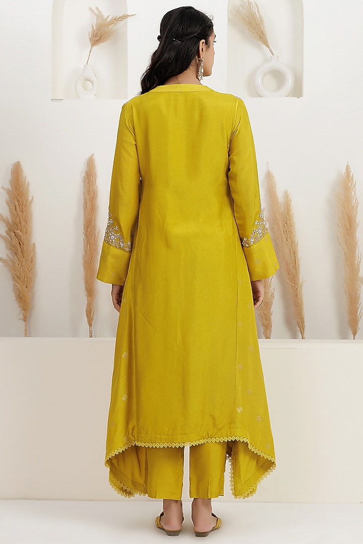 Mustard Bemberg Silk Zari Embroidered Asymmetrical Kurta Set by Baidehi at Pernia's Pop Up Shop